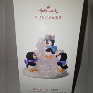 Hallmark 2018 Keepsake Penguin Figurine